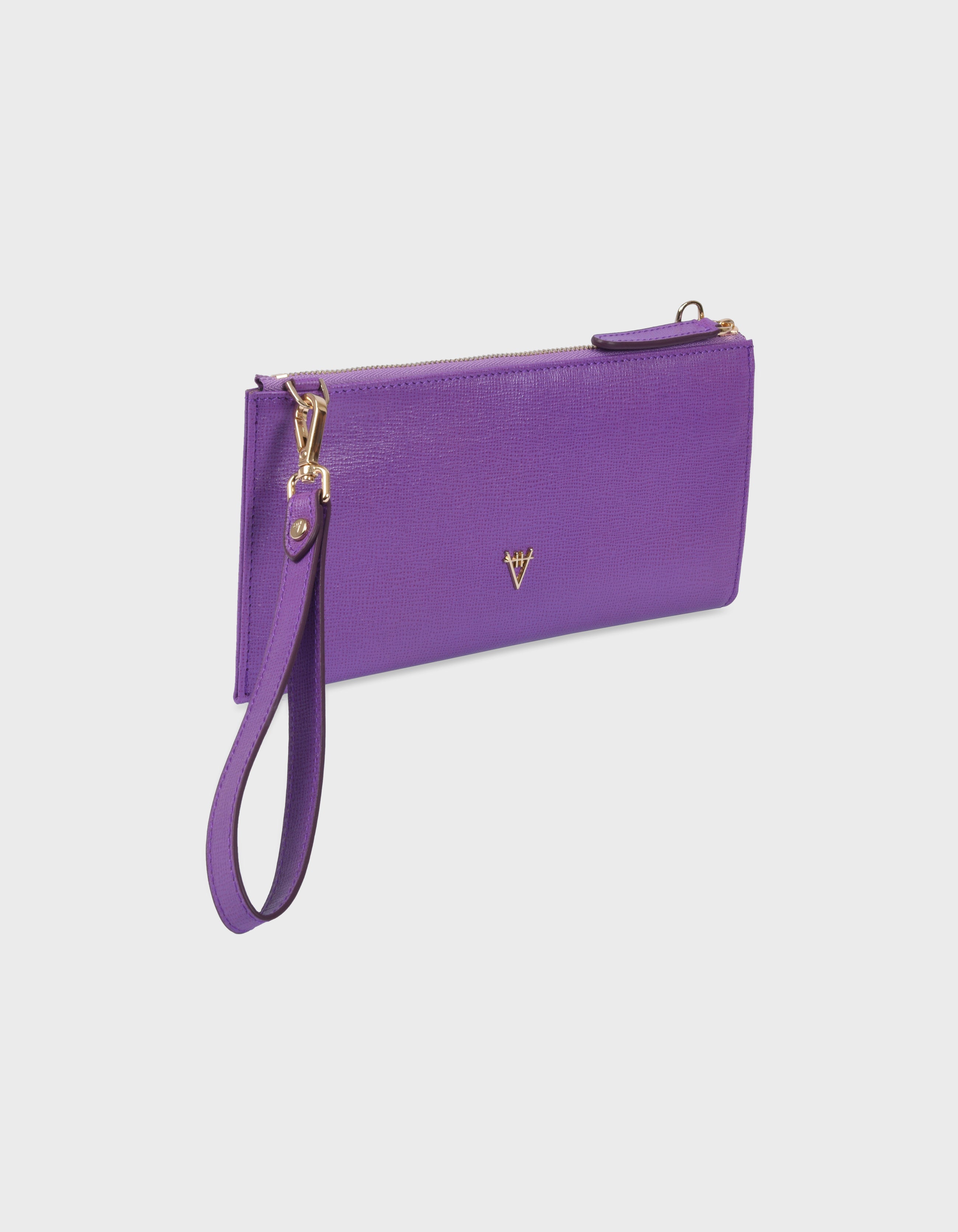 Omnia Clutch Bag