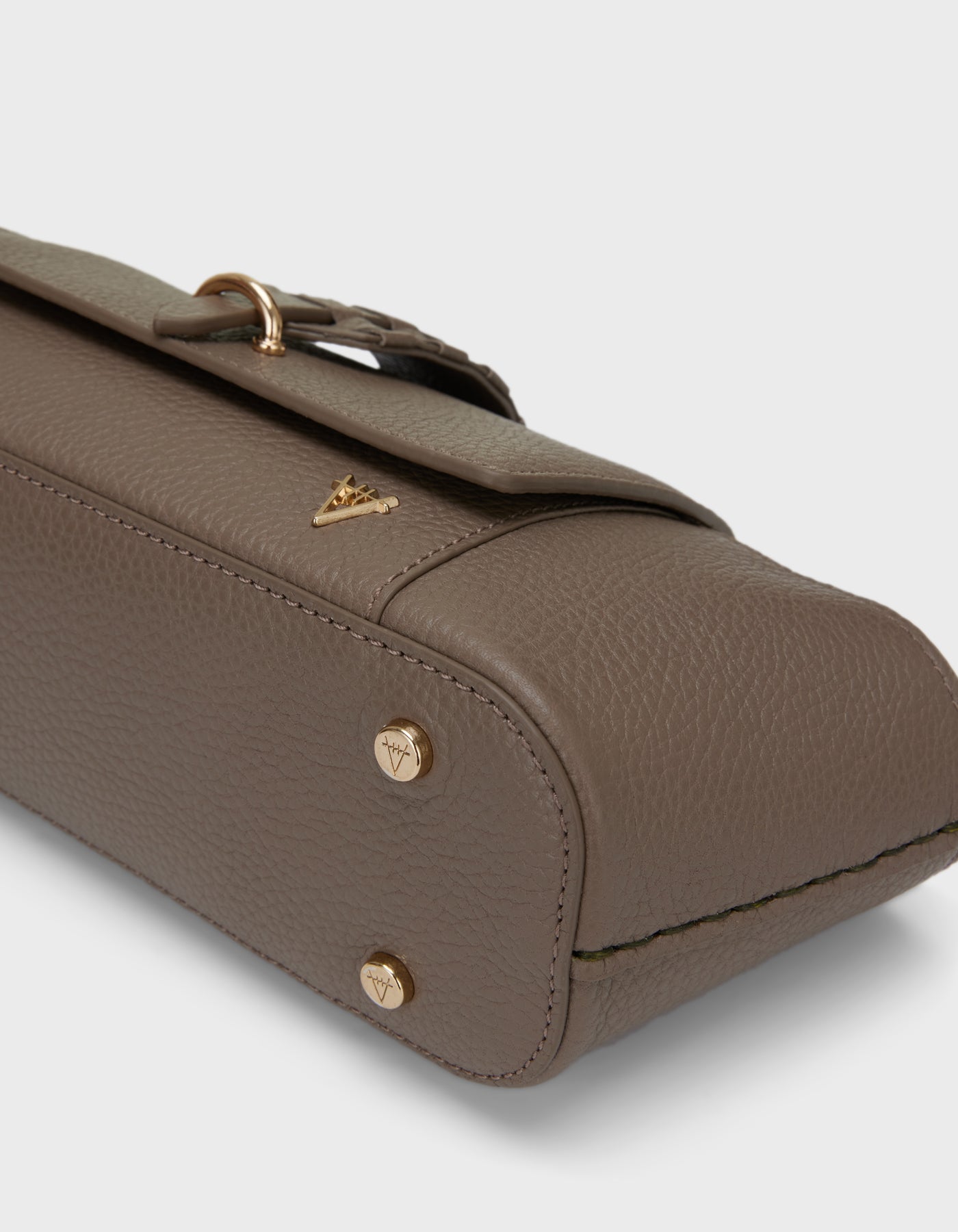 Navis Shoulder Bag