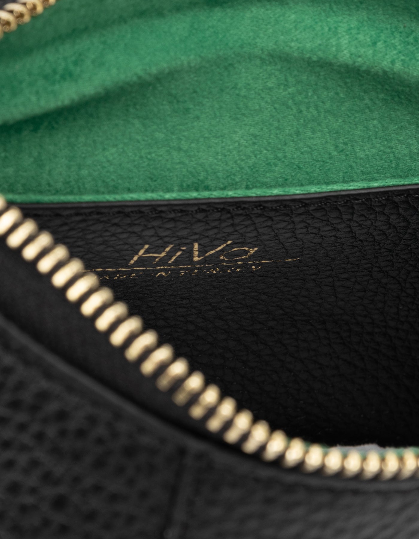 Hiva Atelier | Mini Croissant BLACK | Her Tarza Uygun Deri Aksesuarlar