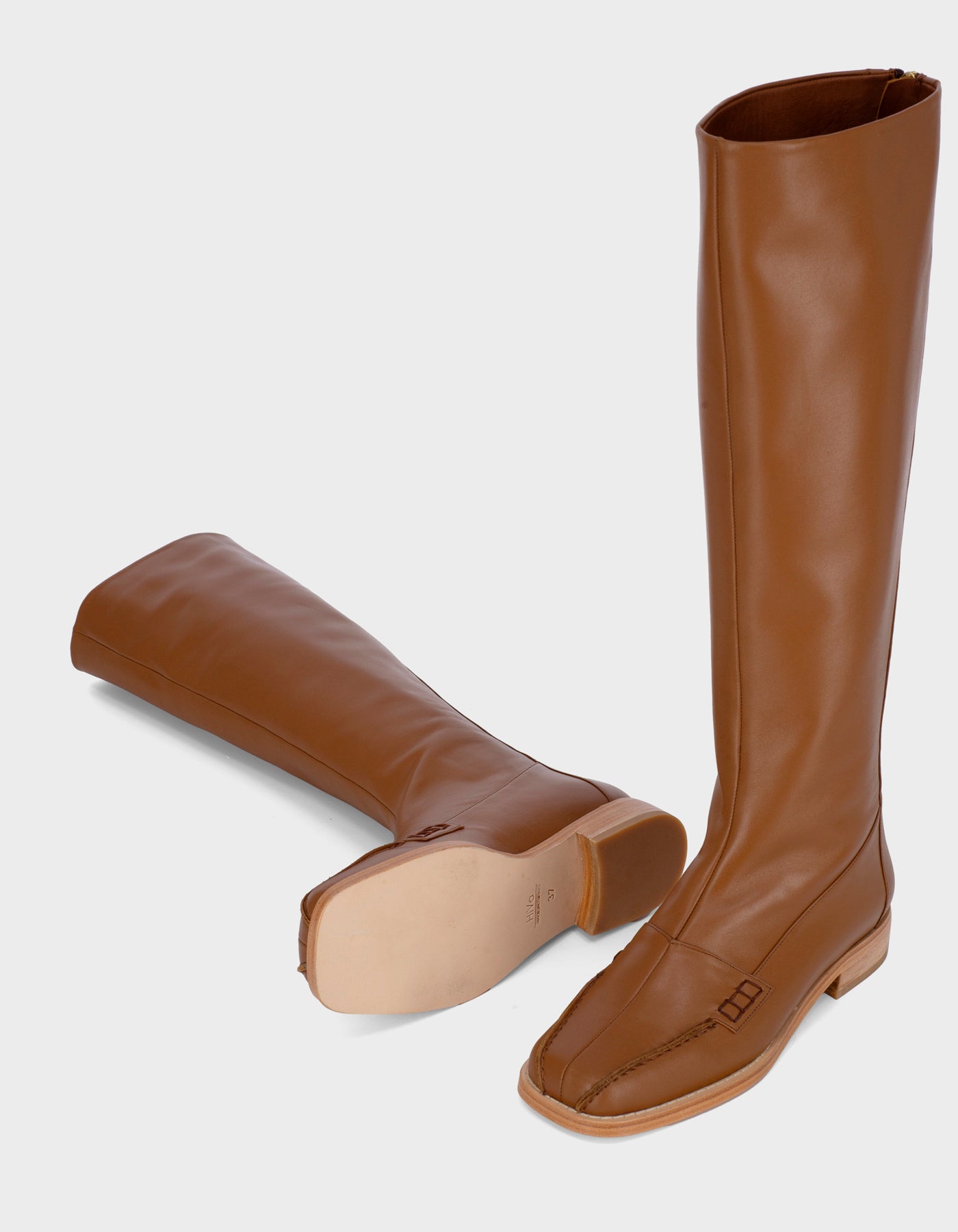 Block Detail Knee Boots - HiVa Atelier 